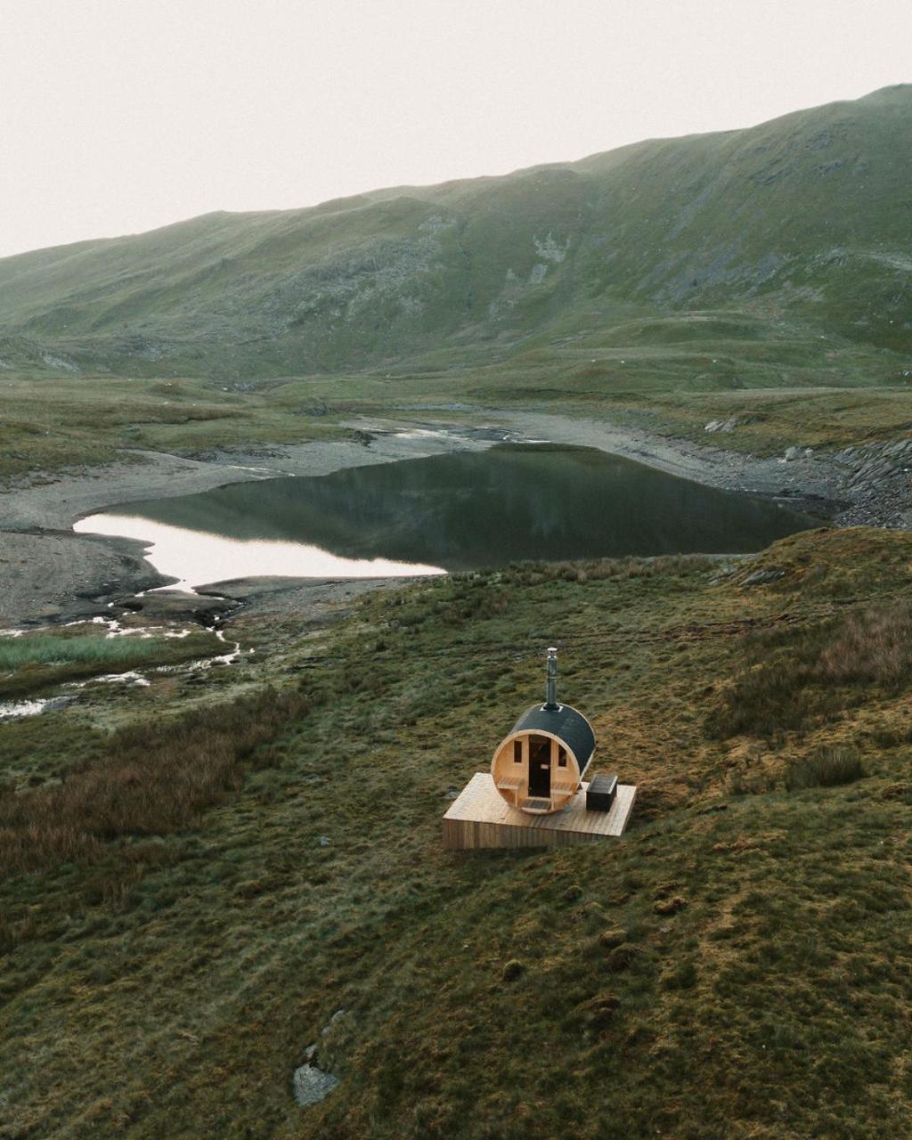 Barlwyd Glamping Hotel Blaenau Ffestiniog Exterior photo